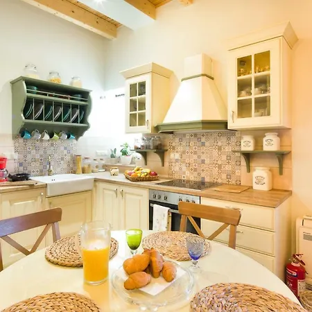 Holiday home Mara's Traditional